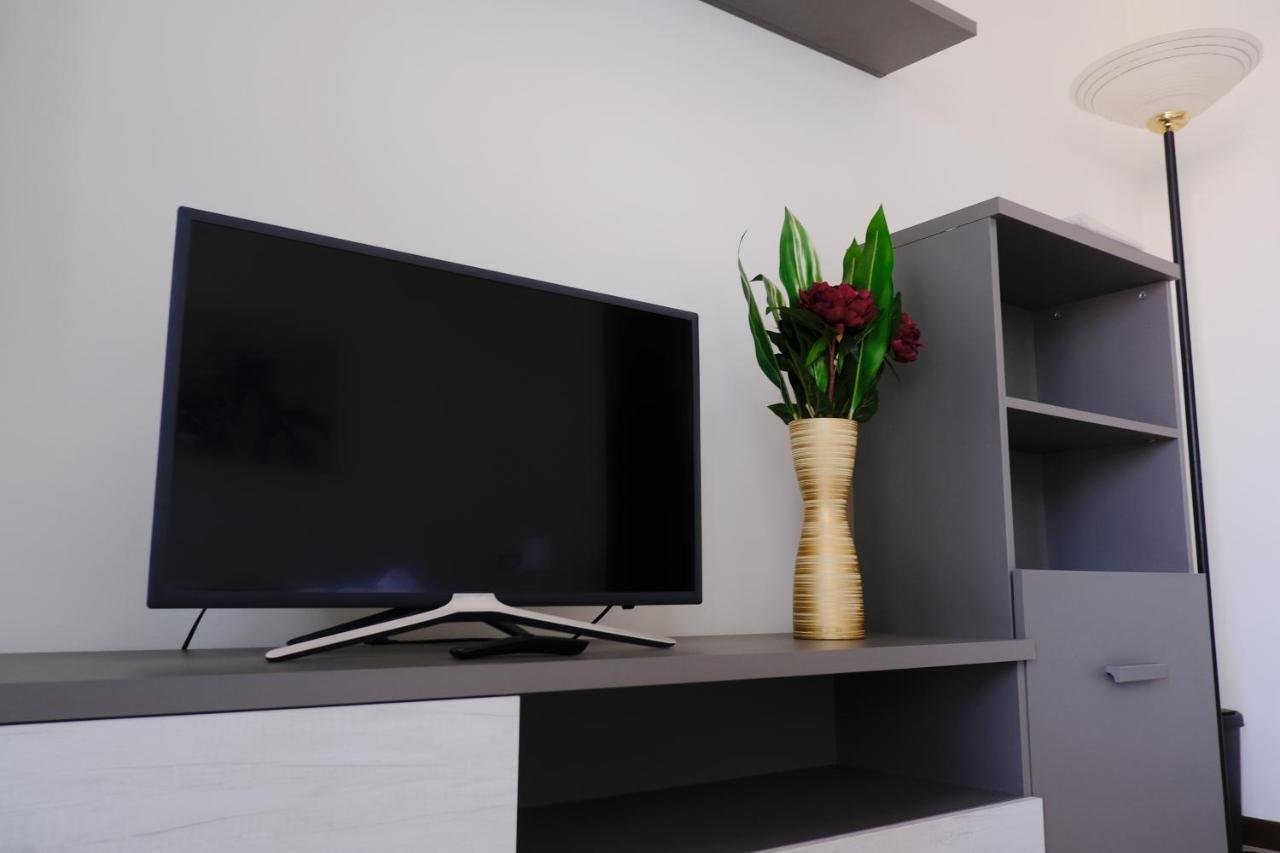 מילאנו Best Way Rent - Elegante Loft Con Terrazzo מראה חיצוני תמונה